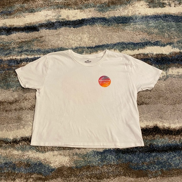 Hollister Tops - Hollister Basic Cropped Sunset Logo Tee